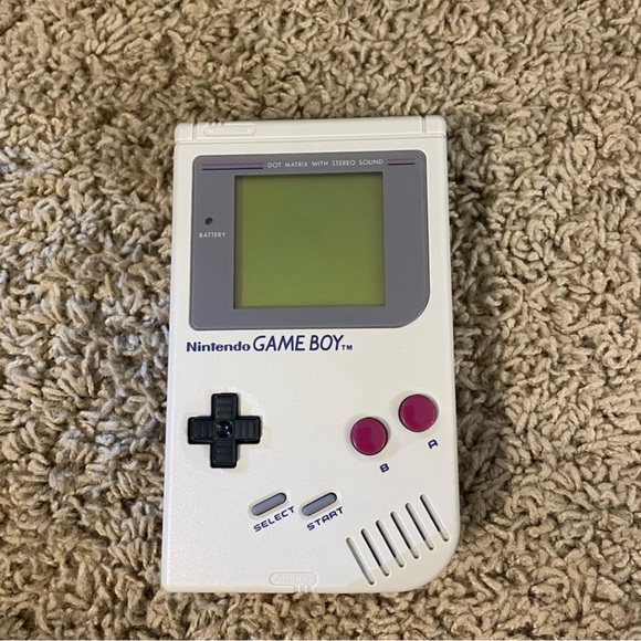 The Original Nintendo Gameboy with Case & Games - Picture 3 of 8